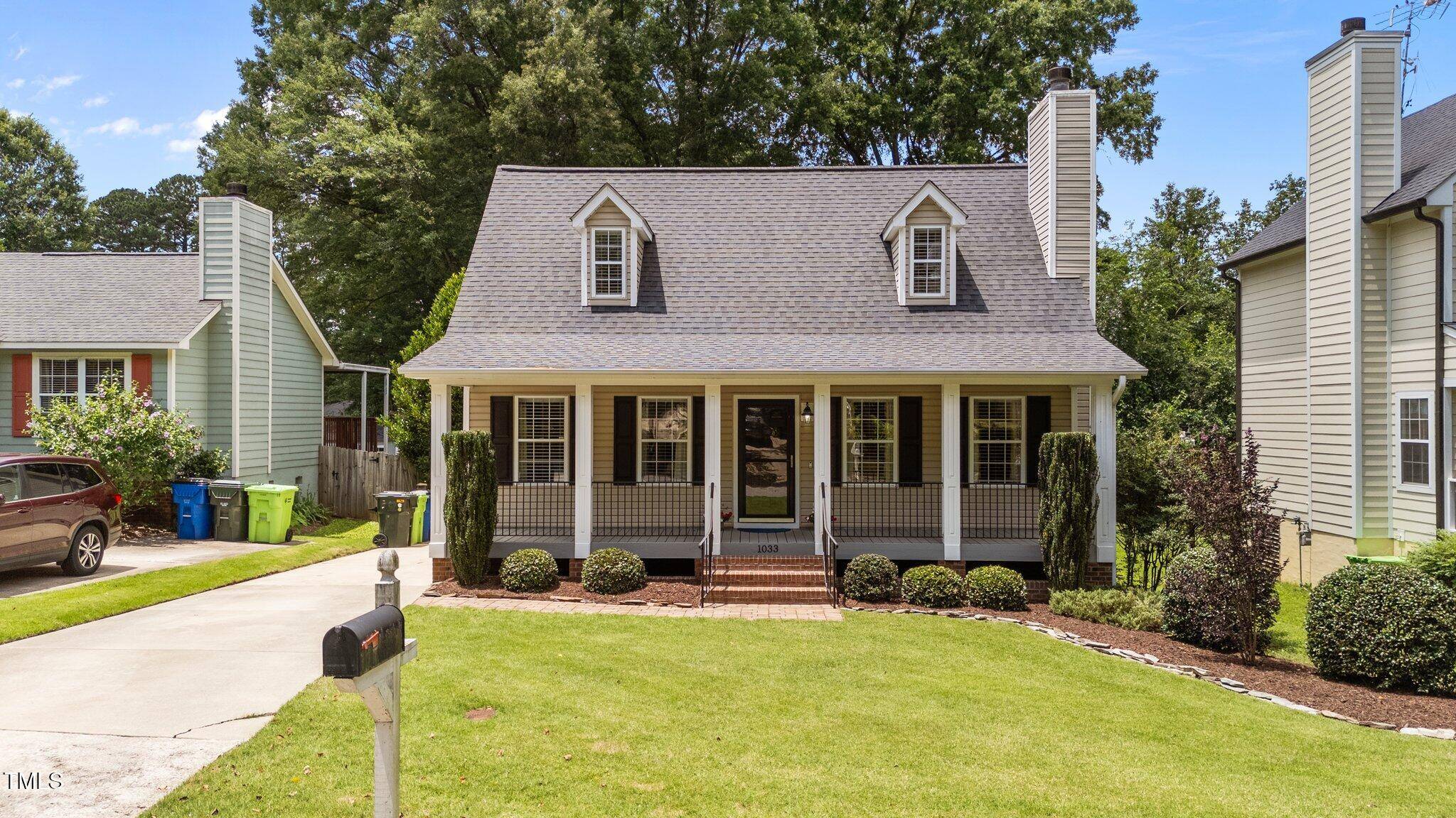 1033 Mills Street, Raleigh, NC 27608
