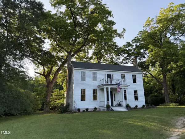 313 W Noble Street, Louisburg, NC 27549