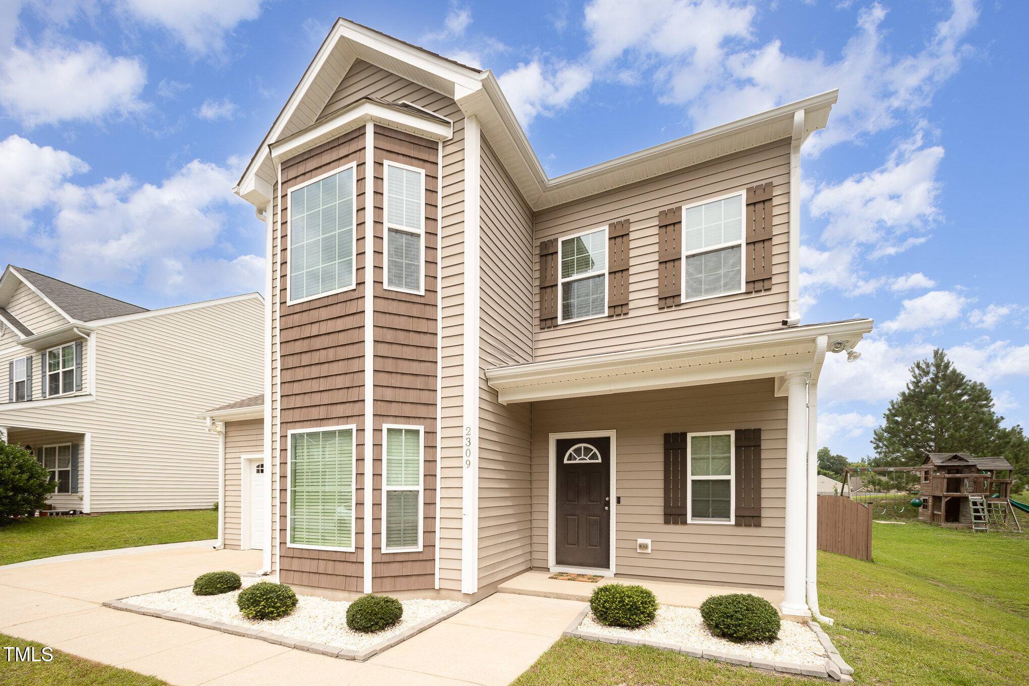 2309 King Malcolm Lane, Zebulon, NC 27597