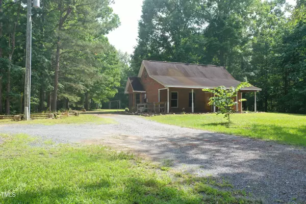 5864 Whites Chapel Road, Staley, NC 27355