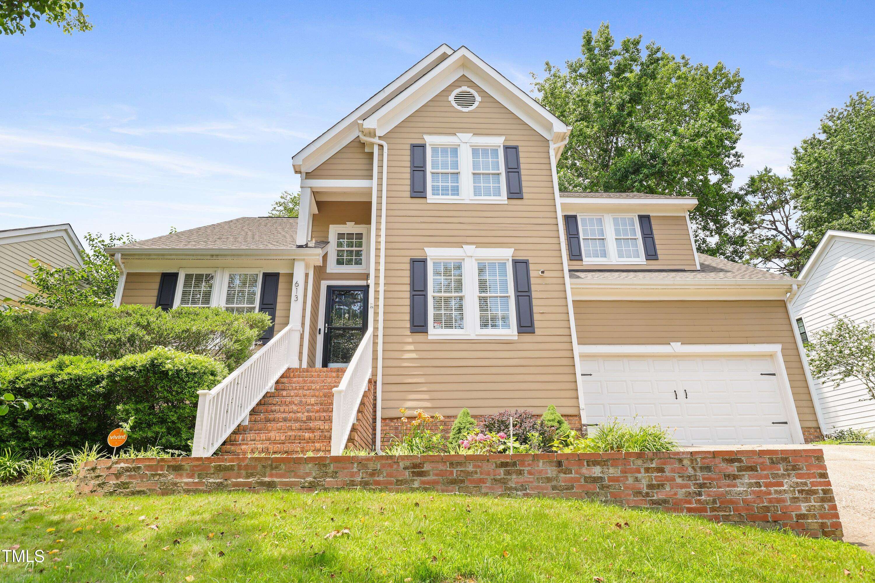 613 Penncross Drive, Raleigh, NC 27610