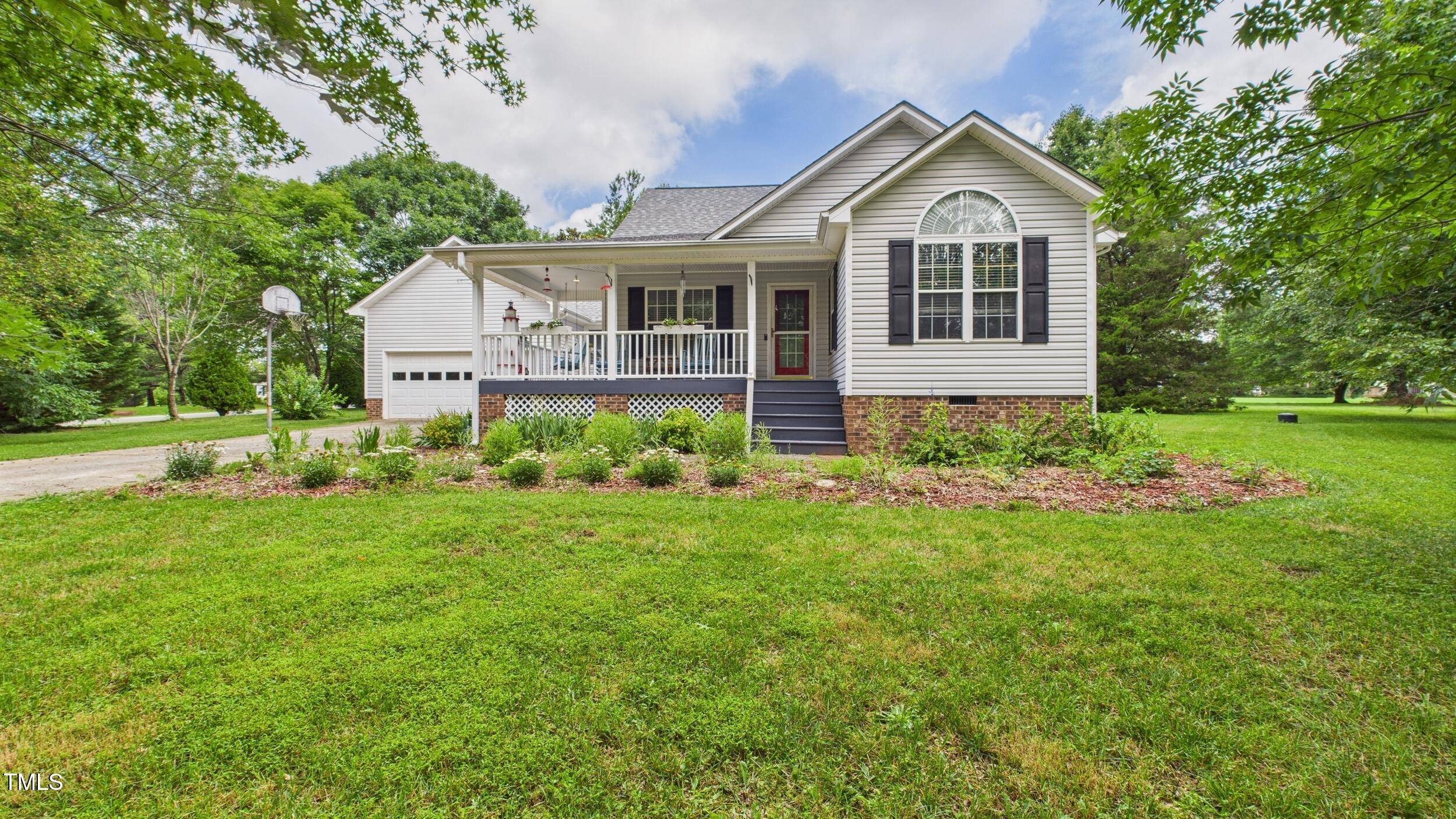 5309 Meadow Field Drive, Mebane, NC 27302