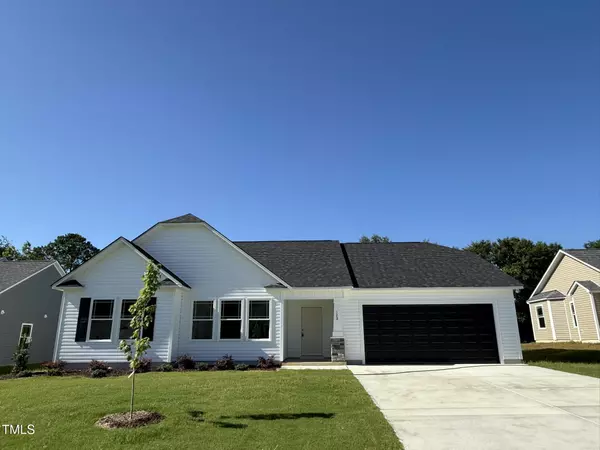 128 Oakfield Trace Drive, Four Oaks, NC 27524