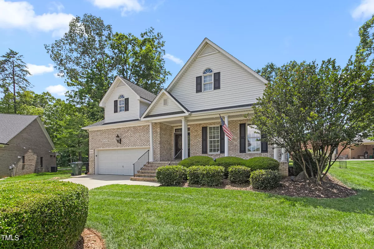 Burlington, NC 27215,2333 Grey Gables Drive