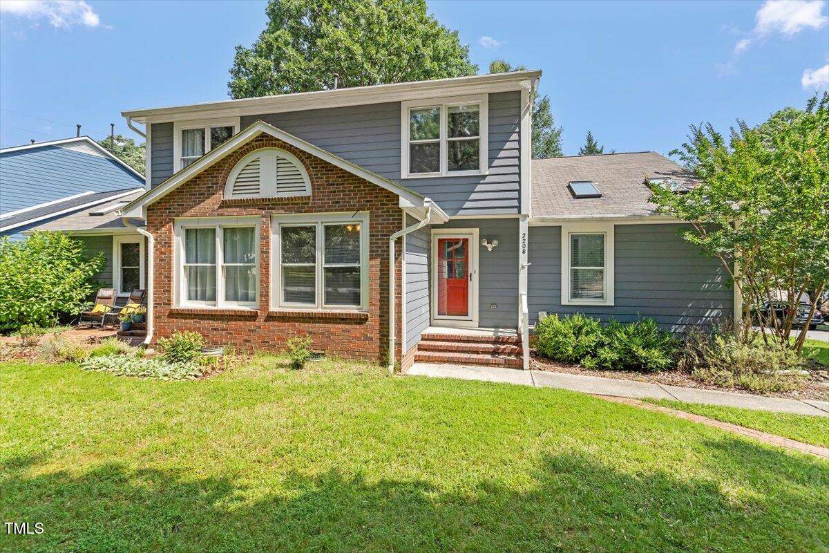 2208 Pathway Drive, Chapel Hill, NC 27516