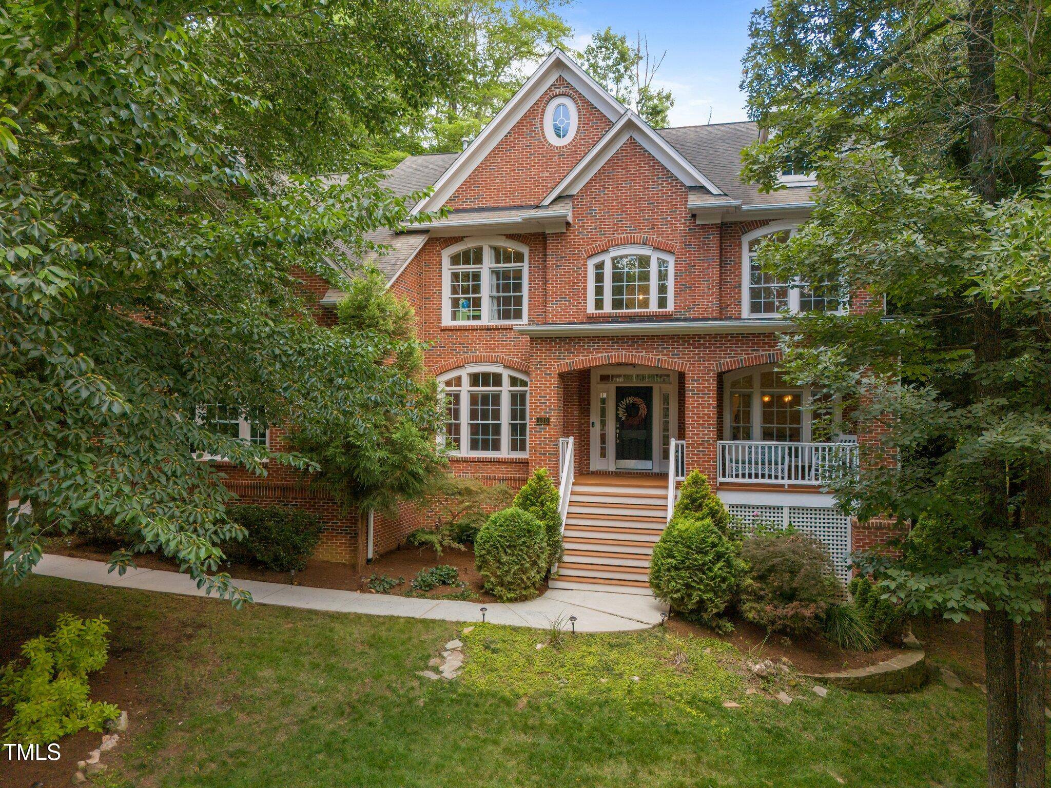 100 Redfoot Run Road, Chapel Hill, NC 27516