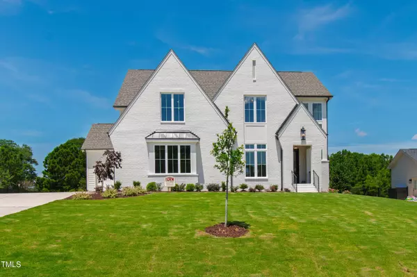 808 Shiloh Hills Drive, Fuquay Varina, NC 27526