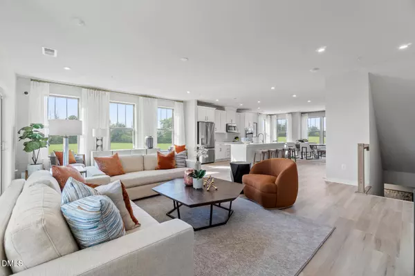 1250 Coach Station Alley #201, Raleigh, NC 27601