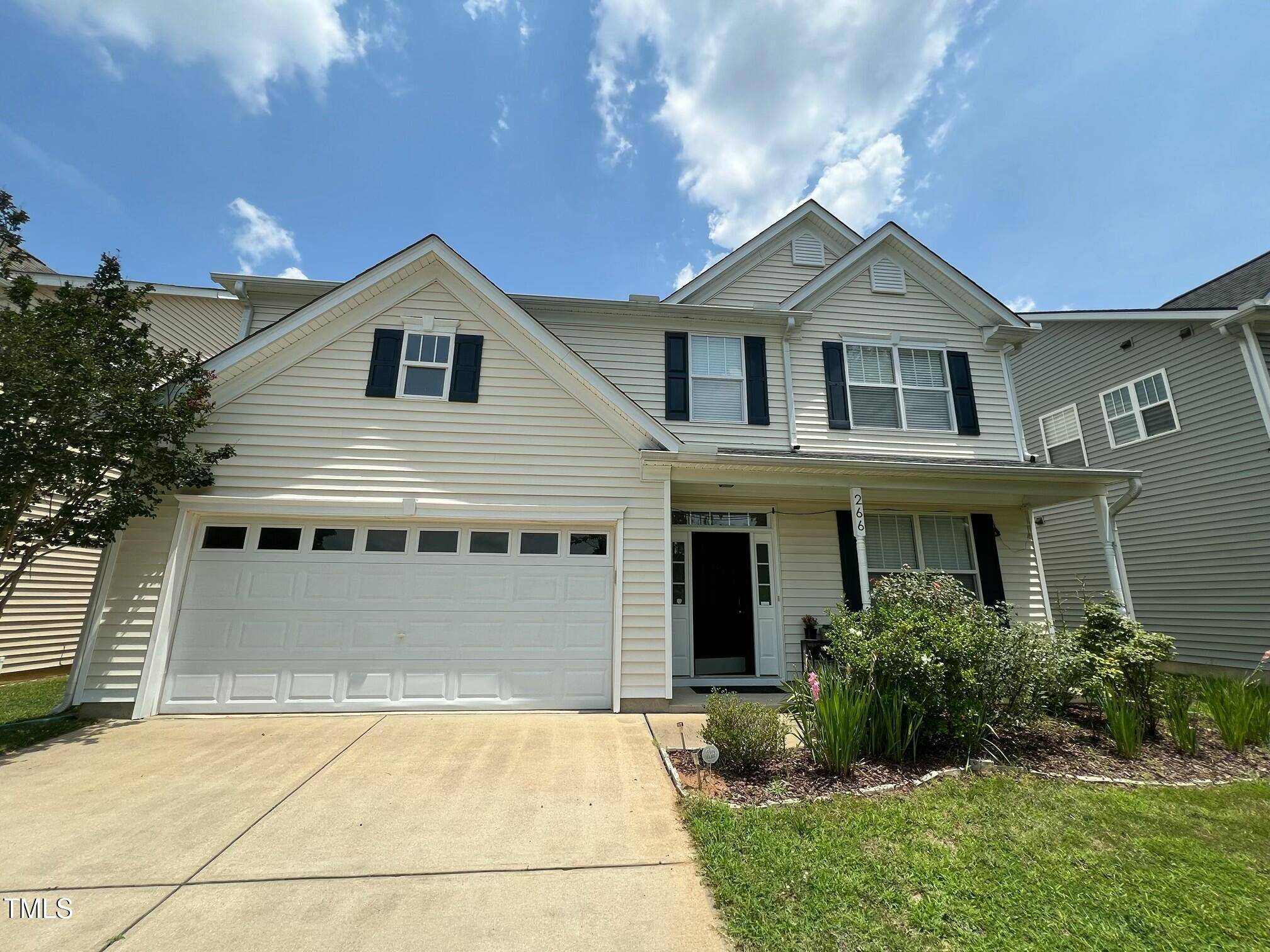 266 Stobhill Lane, Holly Springs, NC 27540