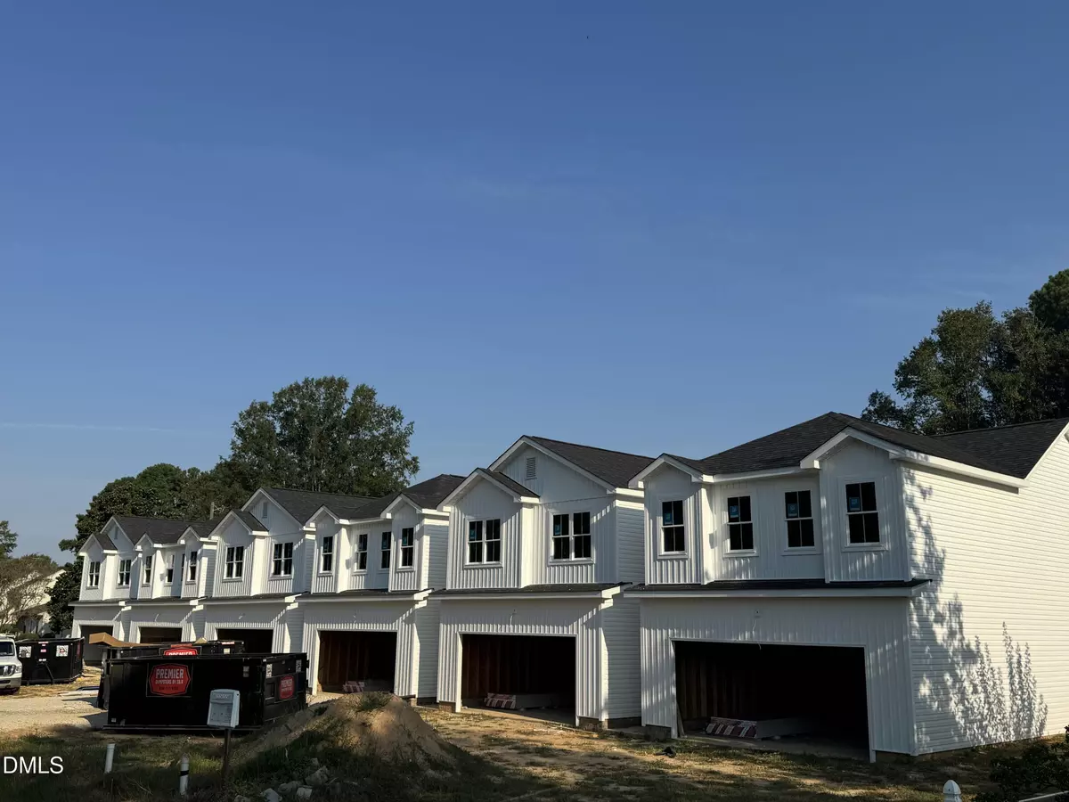 Four Oaks, NC 27524,174 W Allen Street