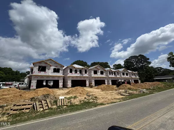 Four Oaks, NC 27524,174 W Allen Street