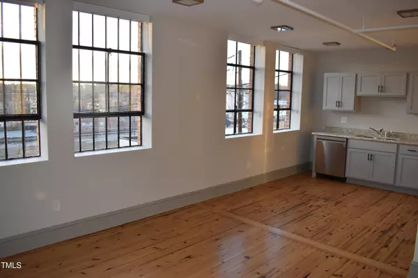 128 S Chatham Avenue #D, Siler City, NC 27344
