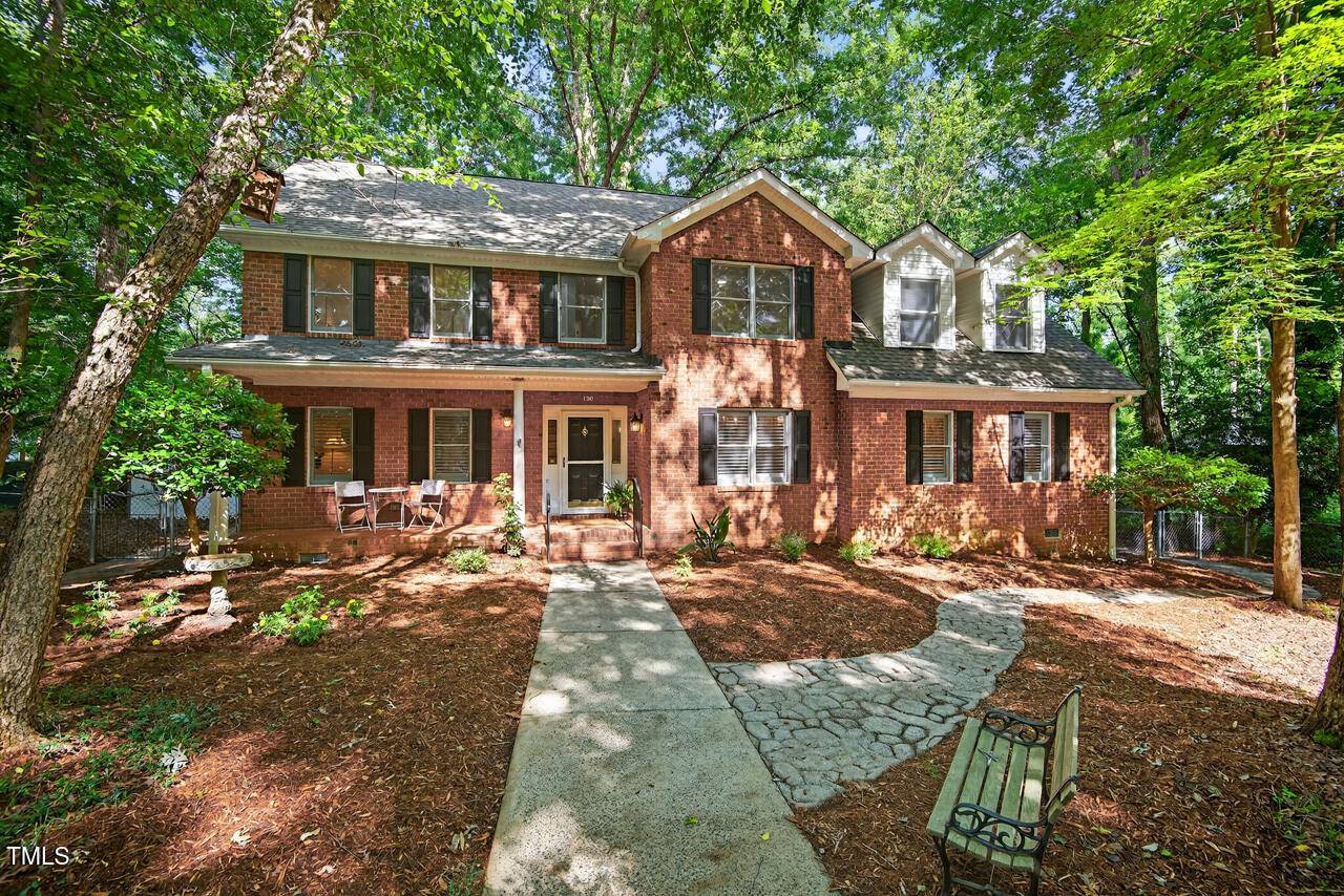 130 Windsor Circle, Chapel Hill, NC 27516