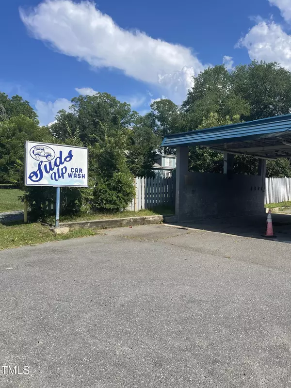 124 Thompson Street, Pittsboro, NC 27312