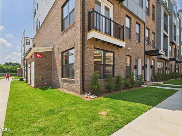 1259 Shaw View Alley #101, Raleigh, NC 27601