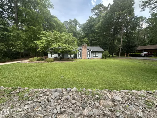 8002 Royal Drive, Sanford, NC 27332