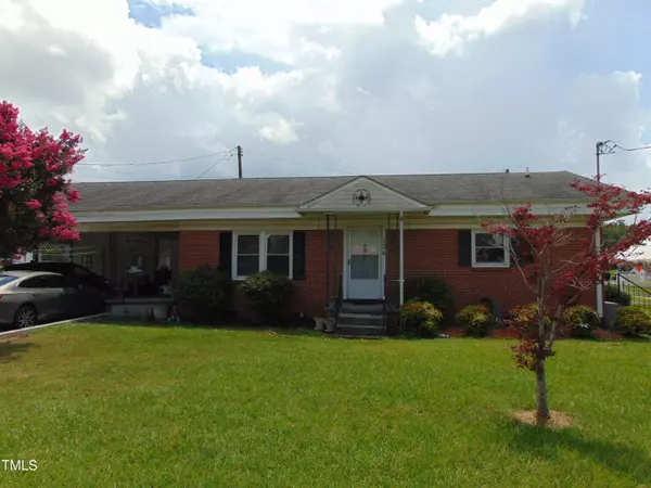 104 E Edgecombe Street, Macclesfield, NC 27852