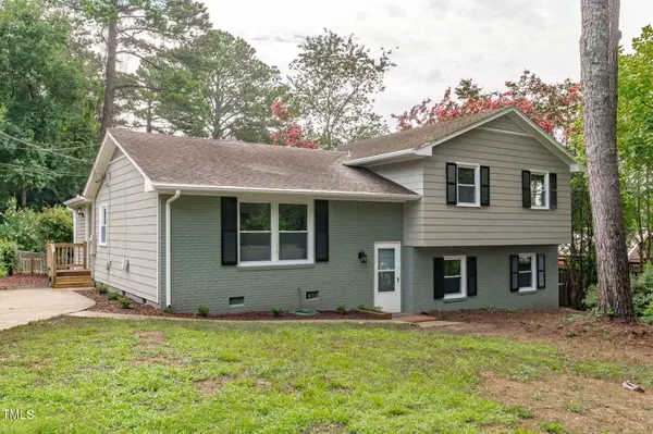 2211 Hillock Drive, Raleigh, NC 27612