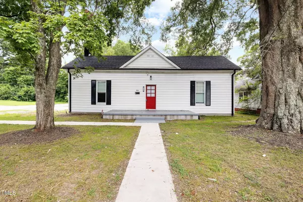 334 E Andrews Avenue, Henderson, NC 27536