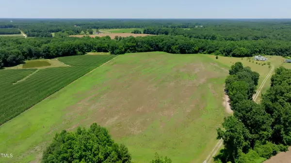 1478 E Barefoot Road, Newton Grove, NC 28366
