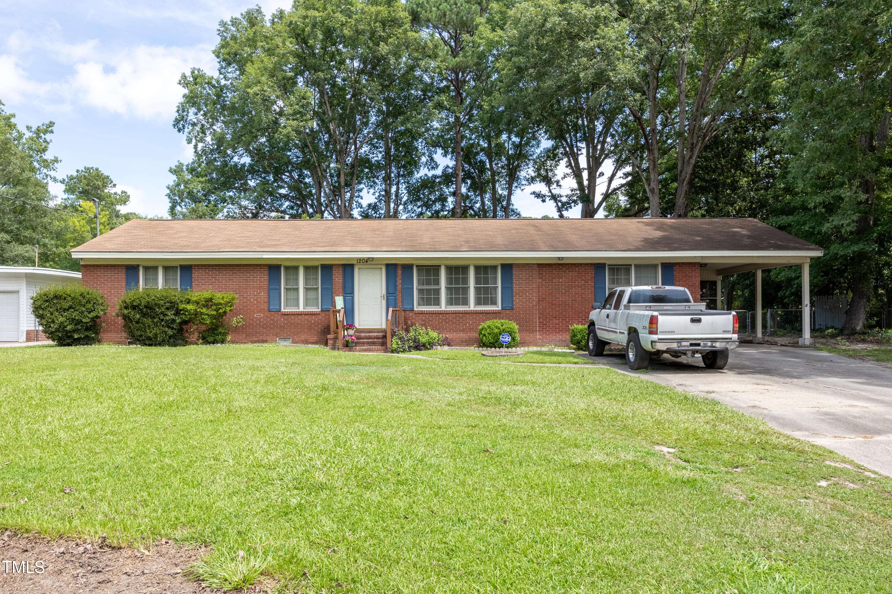 1204 Dogwood Lane, Wilson, NC 27896