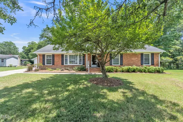 1526 Regency Court, Burlington, NC 27215