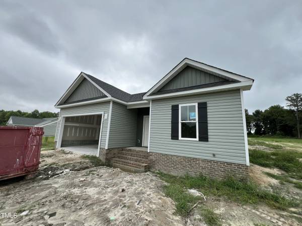 104 Sagewood Drive, Dudley, NC 28333