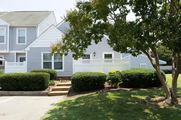 5054 Avenida Del Sol Drive, Raleigh, NC 27616