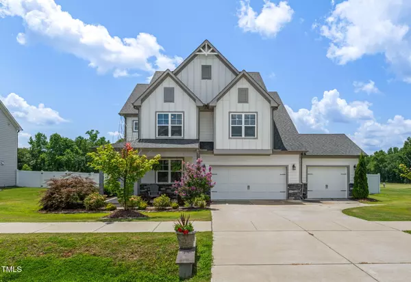 7106 Cabernet Franc Drive, Willow Springs, NC 27592
