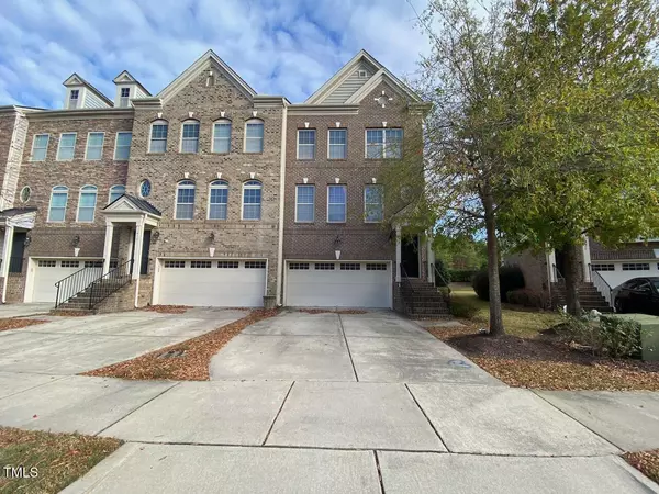 417 Panorama Park Place, Cary, NC 27519