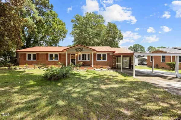 103 W Sunset Drive, Red Springs, NC 28377