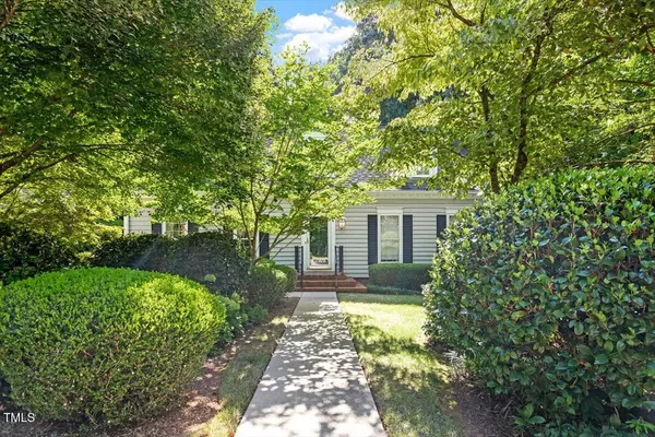 1305 Hampton Valley Road,  Cary,  NC 27511