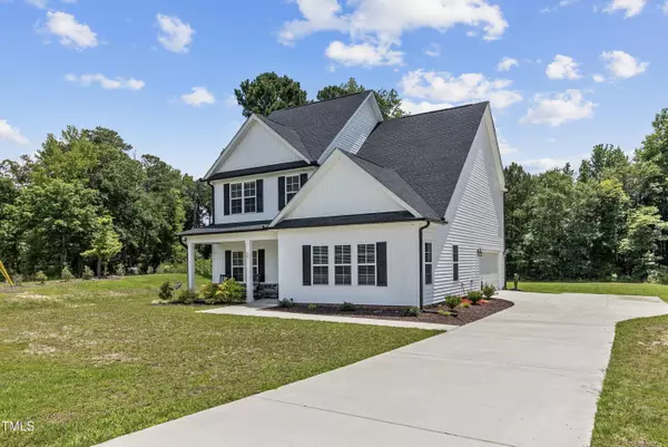 25 Cornfield Way, Sanford, NC 27332