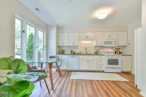 137 Berry Patch Lane, Chapel Hill, NC 27514