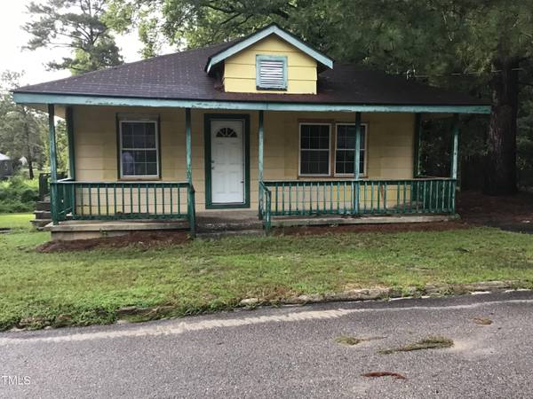 122 Lacock Street, Spring Lake, NC 28390