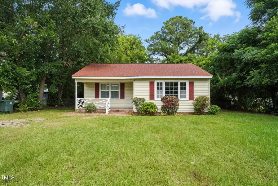 5108 Walnut Drive, Fayetteville, NC 28304