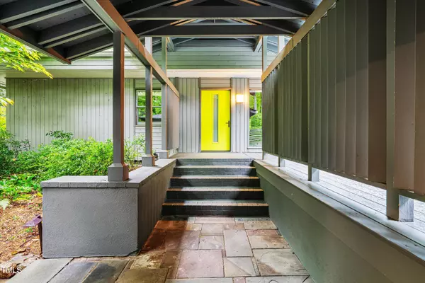 1512 Arboretum Drive, Chapel Hill, NC 27516