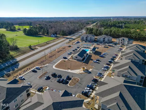 130 Grove Circle #Apt 204, Lillington, NC 27546