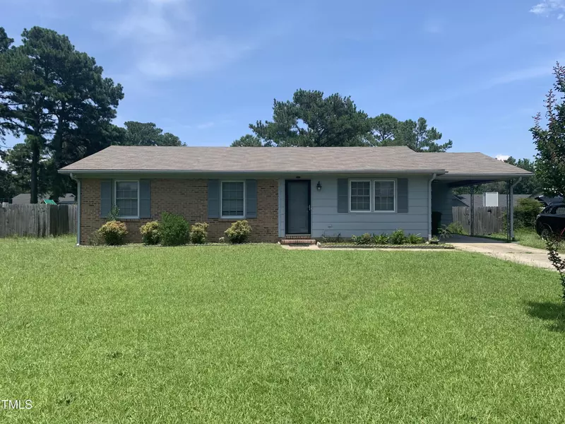 5574 Heather Street, Hope Mills, NC 28348