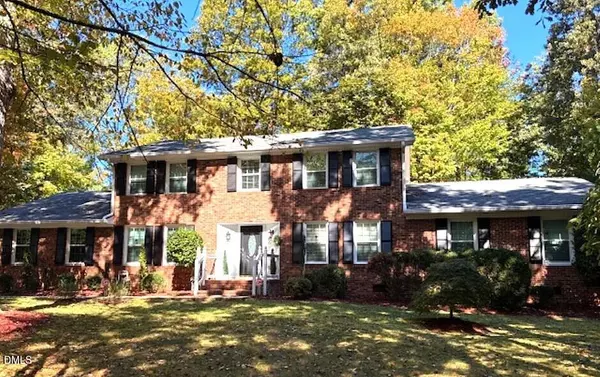 100 Moray Court, Cary, NC 27511