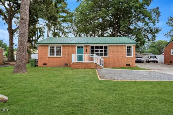 712 E 13th St Street, Roanoke Rapids, NC 27870