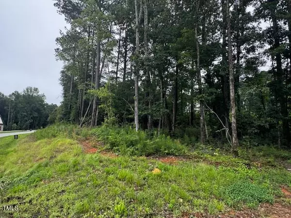 331 Meadow Walk Drive, Fuquay Varina, NC 27526