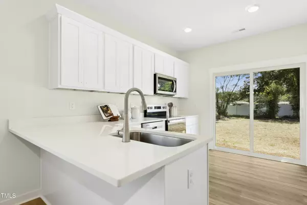 Selma, NC 27576,208 N Sellers Street