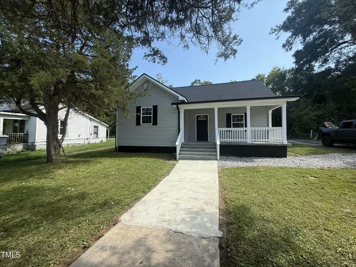 Henderson, NC 27536,732 E Rockspring Street