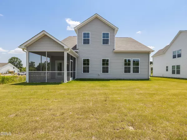 1072 Channel Drop Lp, Zebulon, NC 27597