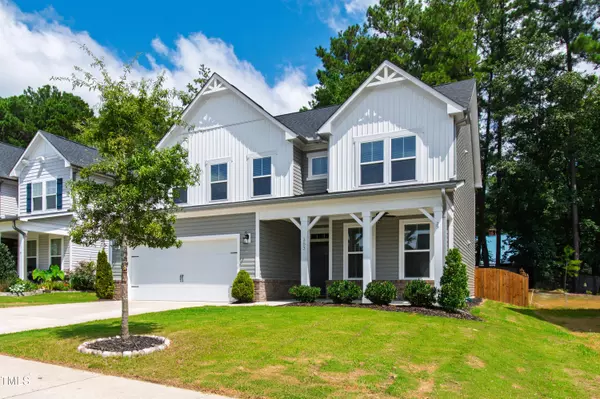 303 Forestview Crest Way, Fuquay Varina, NC 27526