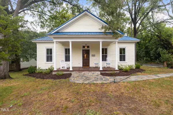 915 S 3rd Street, Sanford, NC 27330