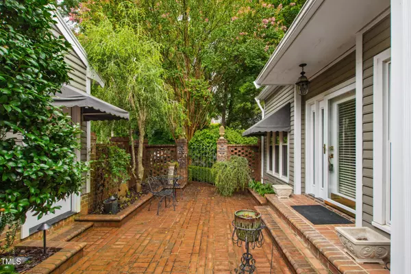 Raleigh, NC 27615,2301 Upper Oaks Way