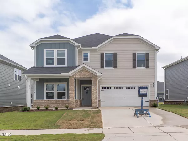 1209 Whitespire Way, Zebulon, NC 27597