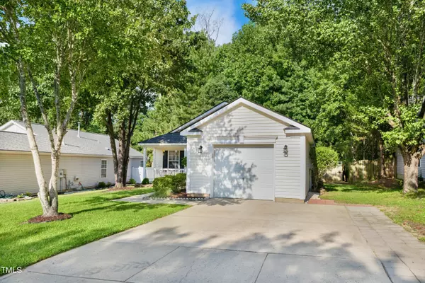 918 Homestead Park Drive, Apex, NC 27502